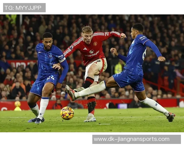 英超足球明星们的荣耀与挑战 揭秘他们背后的奋斗与成长故事