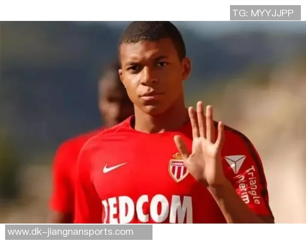 从贫民窟到世界杯冠军 坚韧不拔的姆巴佩励志人生